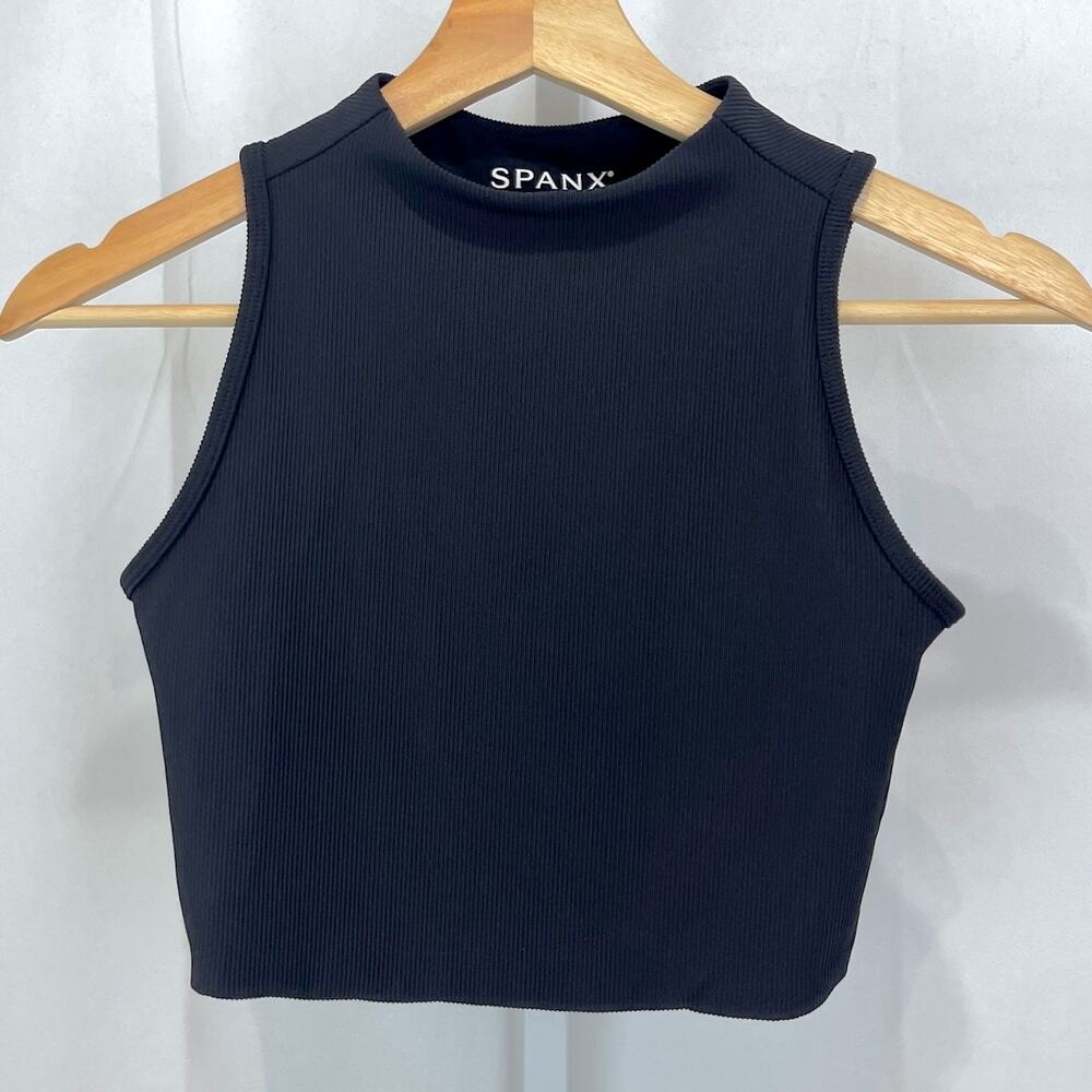 SPANX Size XS Contour Rib Mock Neck Tank 50510R Crop Top Stretch Black